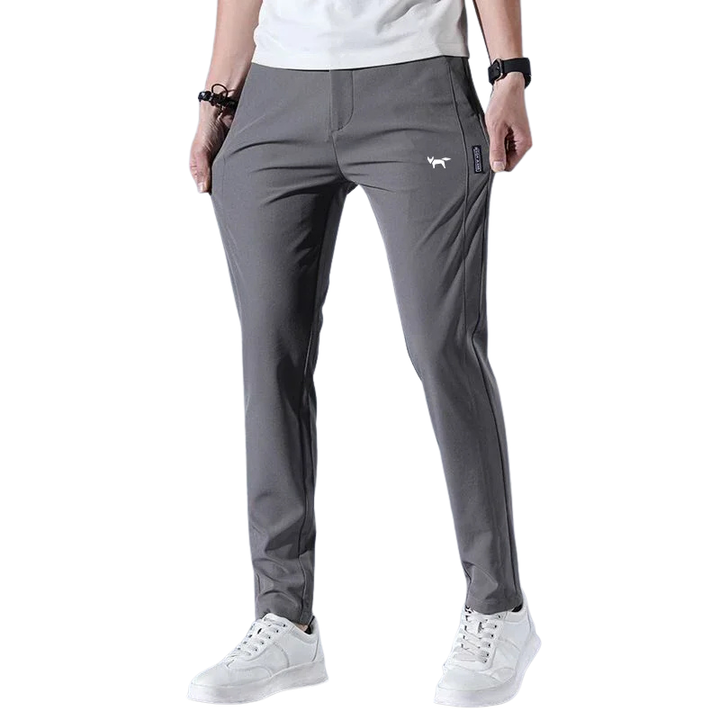Robuste Herren-Sporthose, atmungsaktiv und stretchig, für lange Tage auf dem Golfplatz oder unterwegs.