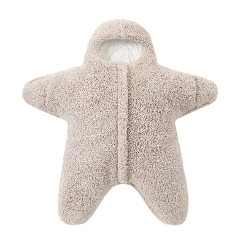 Babyschlafanzug Seestern-Design, aus superweichem Material für ruhige Babynächte.