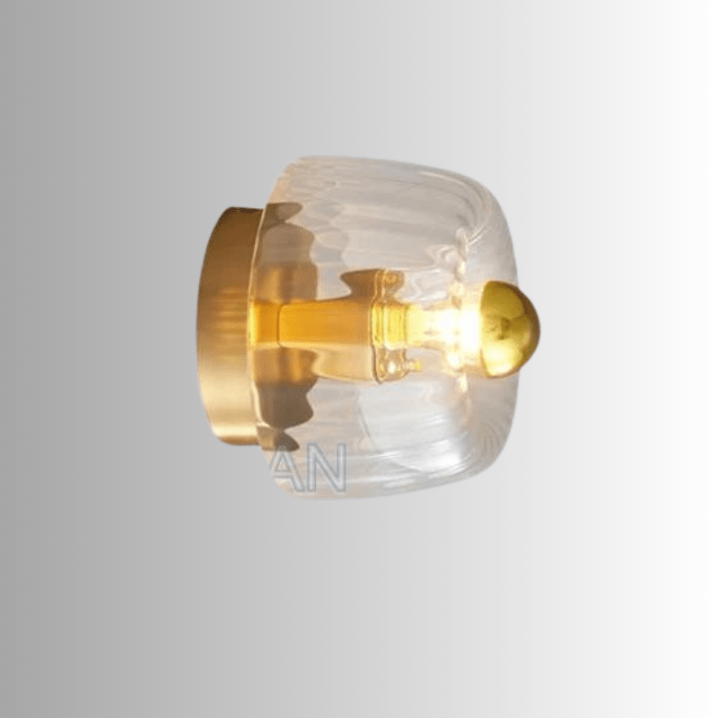 Ausgeschaltete skandinavische Wandlampe als minimalistisches Deko-Objekt in jedem Raum.