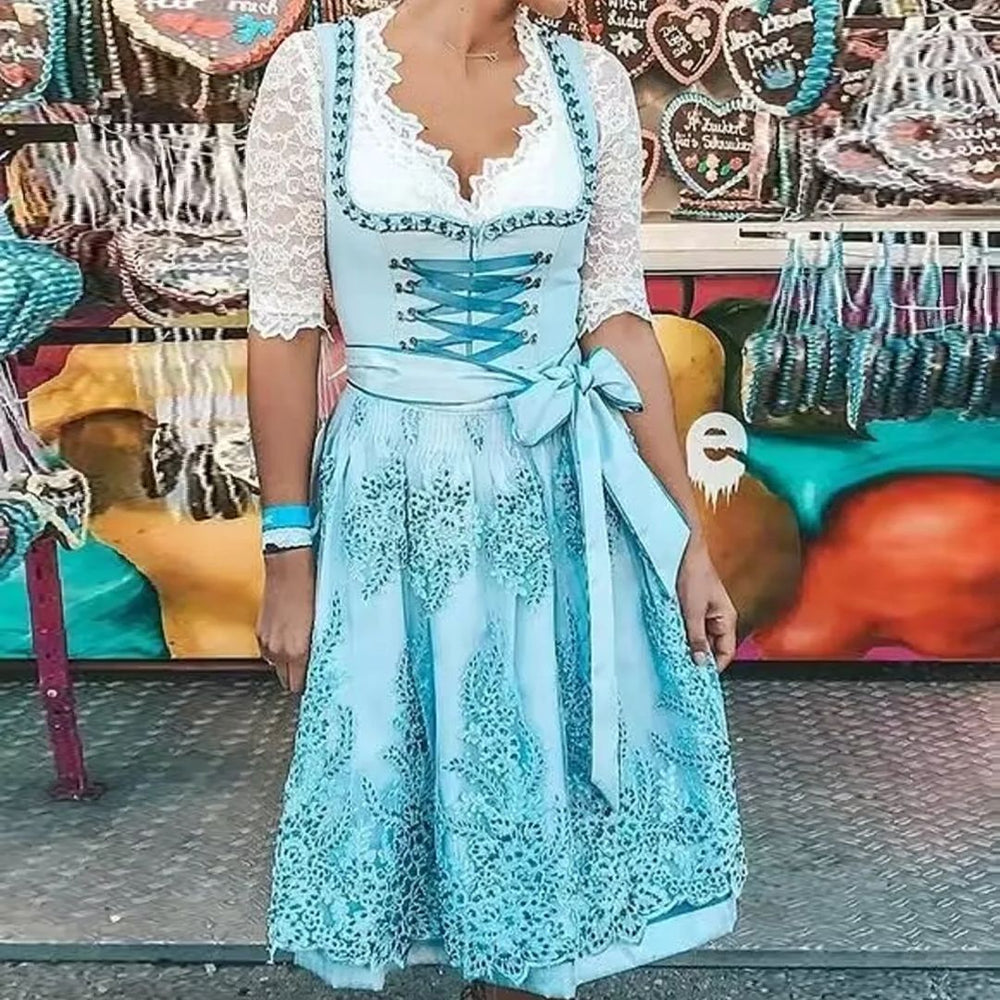 Detailansicht des bayerischen Dirndl Theresa mit Mieder, Rock & farblich passender Schürze für Trachtenfest.