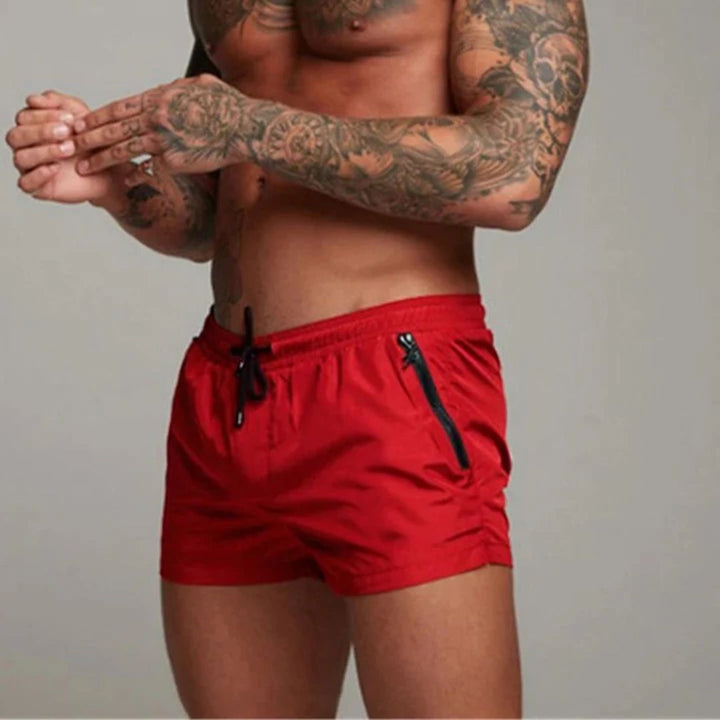 Stilvolle Herren Badehose in modernem Design, komfortabel für Strand, Pool & Urlaub. Schnelltrocknend.