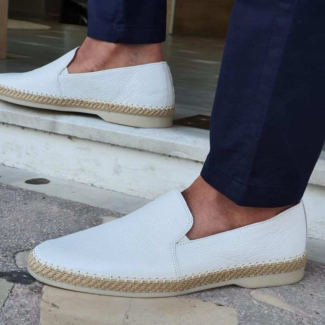 Elegante Herren Loafer für Frühling und Sommer; stilvolle Business- und Freizeitschuhe für Herrenmode.