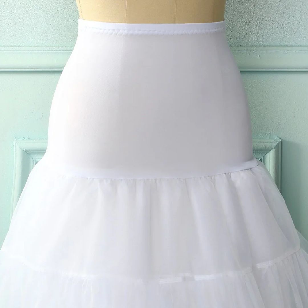 Detailaufnahme: Feiner Damen Tüll Petticoat, zeigt die zarten Lagen, ideal für Tutu & Kostüm-Outfits.