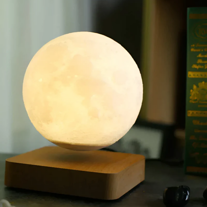 Magisch schwebende Mondlampe LumoRise mit realistischer Mondoberfläche, ideal als Nachttisch-LED-Licht & Deko.