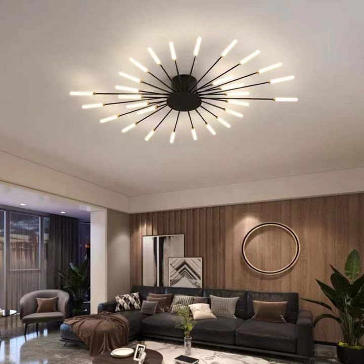 Goldene LED-Deckenleuchte, groß & elegant. Designleuchte für anspruchsvolle Wohnzimmer.
