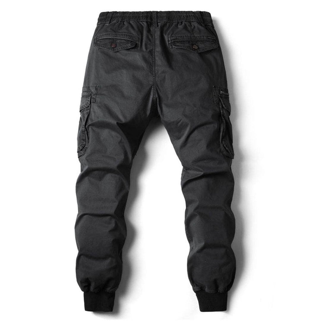 Herren Cargohose Tapered Fit in Dunkelgrau, modisch und bequem für Alltag & Freizeit.