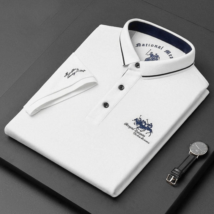 Vielseitiges Herren Luxus Polo Shirt, elegant kombiniert für Business Meetings oder Freizeit.