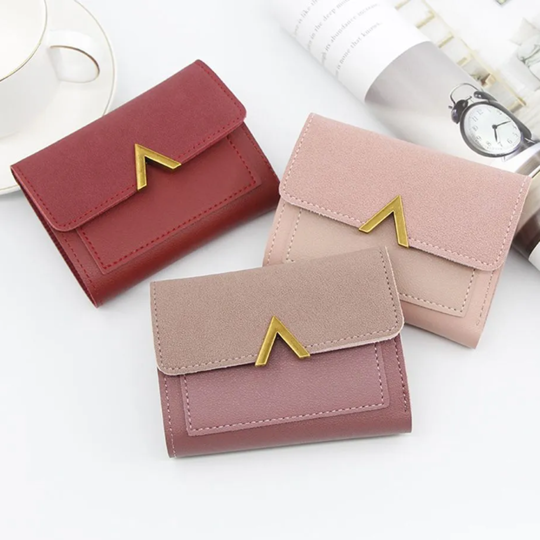Praktische Mini-Geldbörse unisex. Elegantes Design, ideal für Karten und Münzen.