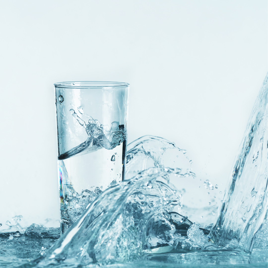 Moderne Unisex Wasserstoff-Wasserflasche HydroPro. Ideal für Sport, Büro & gesunde Hydration.