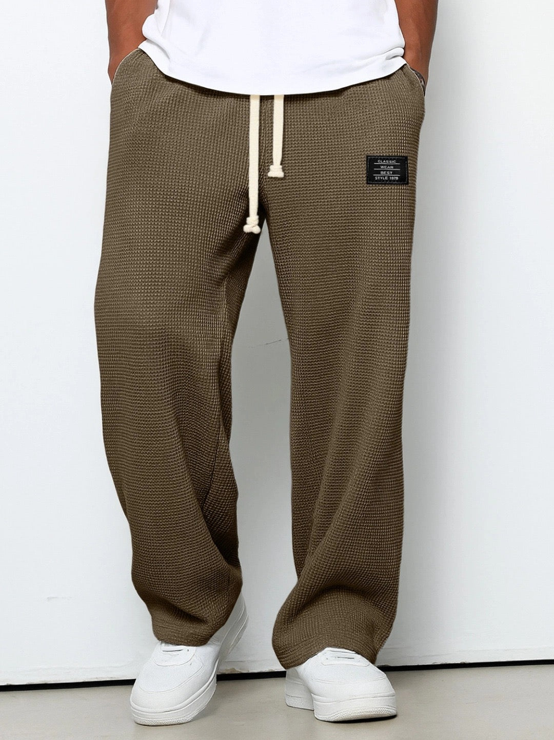 Bequeme Herren Freizeithose mit weitem Bein, Kordelzug, lässig und vielseitig kombinierbar.