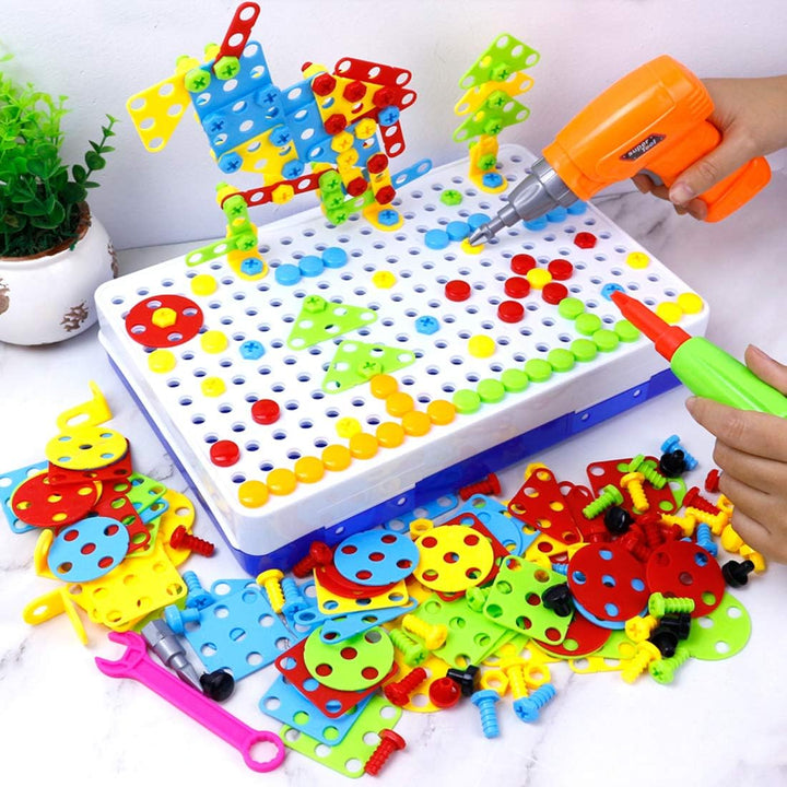 Kinder Kreativbaukasten mit Spielzeugbohrmaschine und Bauteilen fördert Motorik und Problemlösung bei Kindern.