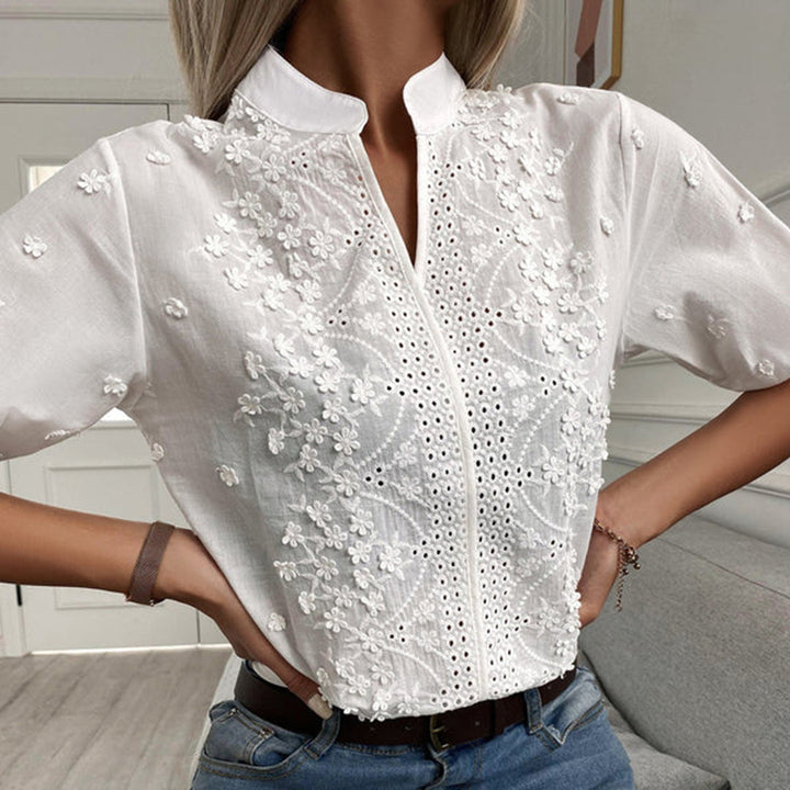 Komfortable, modische weiße Bluse "Serena" für Damen, ideal für einen stilvollen und entspannten Alltag.