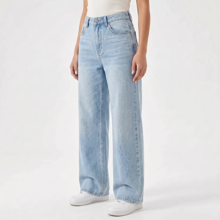 Stilvolle Damen Wide Leg Jeans in Dunkelblau, Hoher Bund, bietet modische lockere Passform für bequeme Freizeit.
