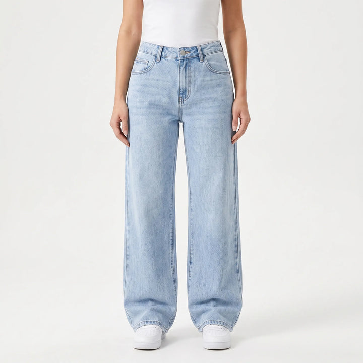 Lässige Damenjeans mit hohem Bund und weitem Schnitt. Bequeme Wide Leg Jeans, ideal für Frühling & Sommer Freizeit-Outfits.