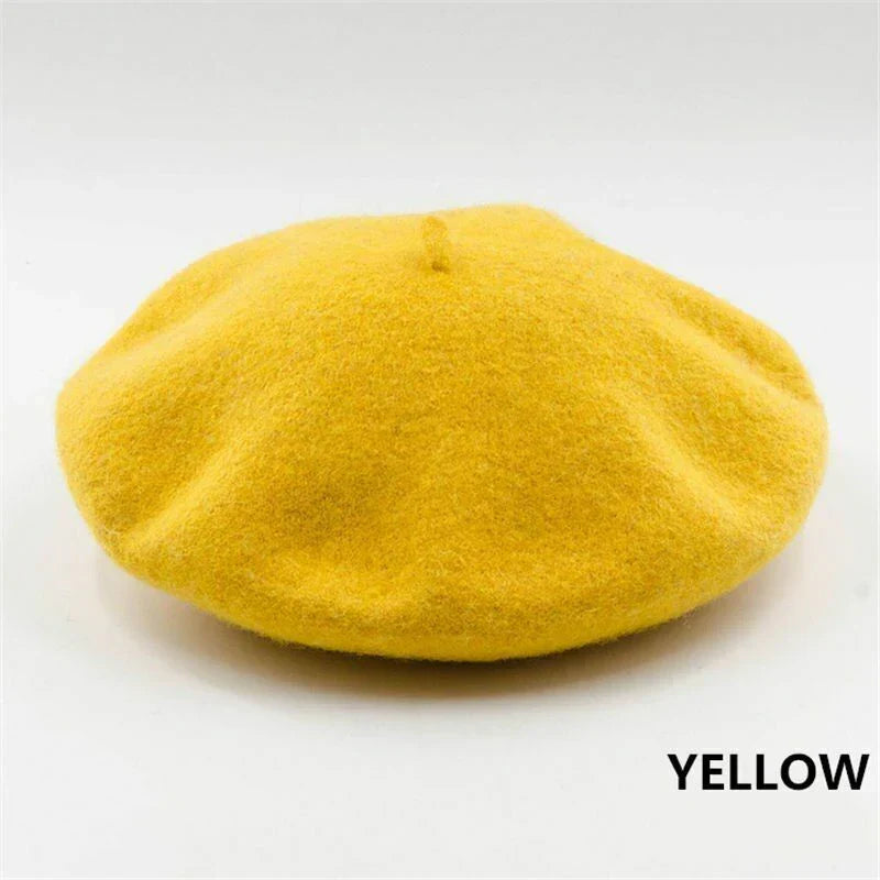 Damen-Beret aus Filz, ein unverzichtbares Accessoire, das Wärme und Stil bietet.