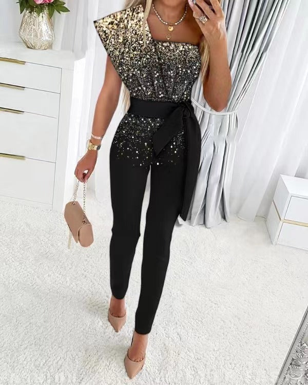 Festlicher Damen One-Shoulder Jumpsuit mit Glitzer-Details, elegant für besondere Anlässe und Party.