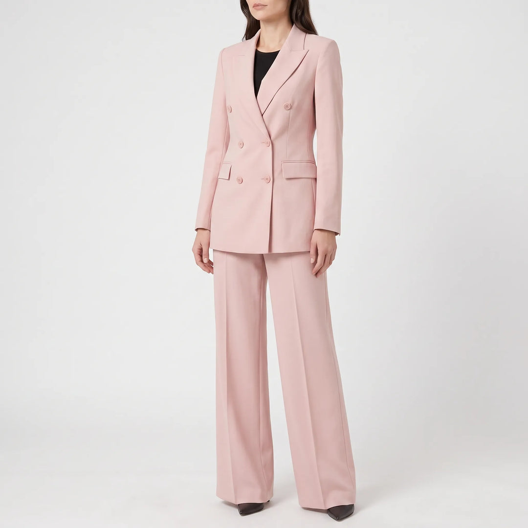 Stilvoller, komfortabler Damen Hosenanzug in elegantem Design für Business und Büro, ideal als Zweiteiler.