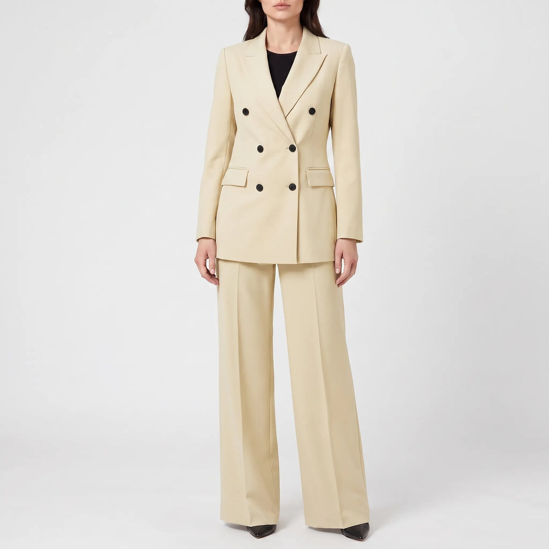 Zeitloser, eleganter Damen Business Anzug als zweiteiliger Hosenanzug, ideal für formelle Anlässe und Büro.