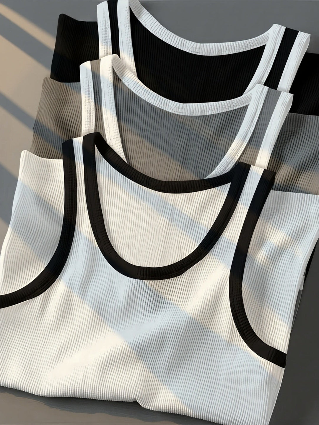 Herren Ripp-Tanktop Set, sportlich, klassischer Schnitt, ideal für Fitness & Freizeit.