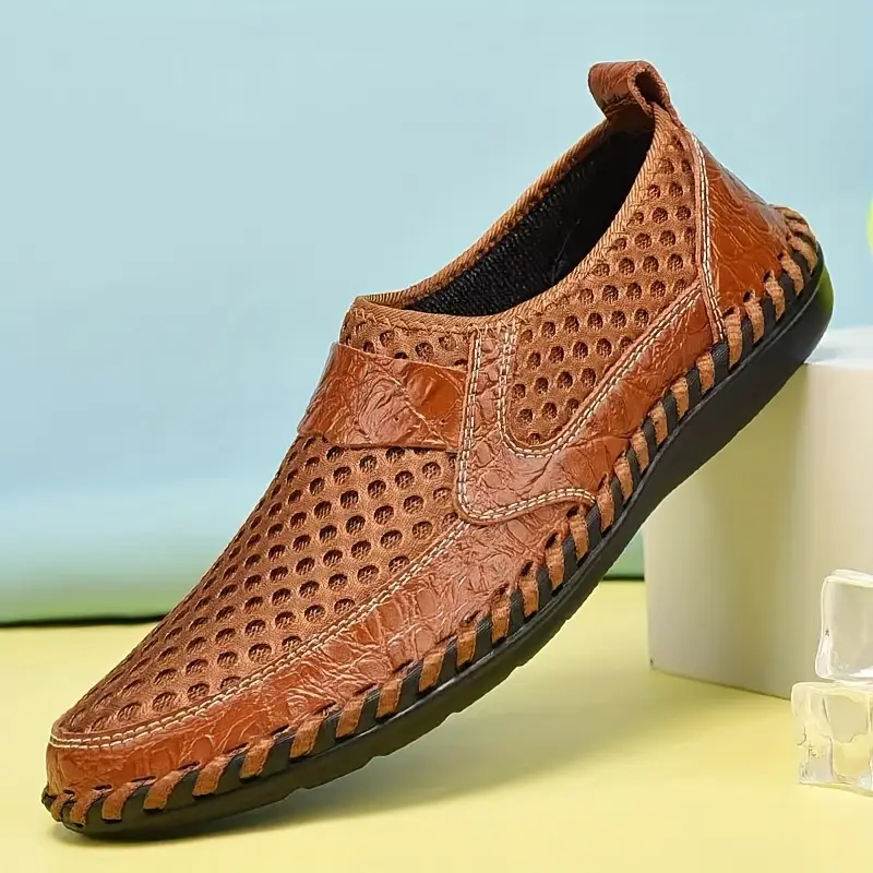 Detailansicht der weichen, gepolsterten Innensohle der Herren-Loafers für ganztägigen Komfort.