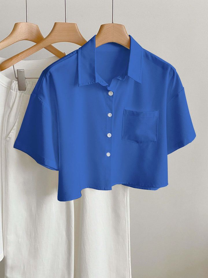 Vielseitige Damen Cropped Bluse, kurzärmlig, passt zu Jeans und Röcken, sommerlicher Look.