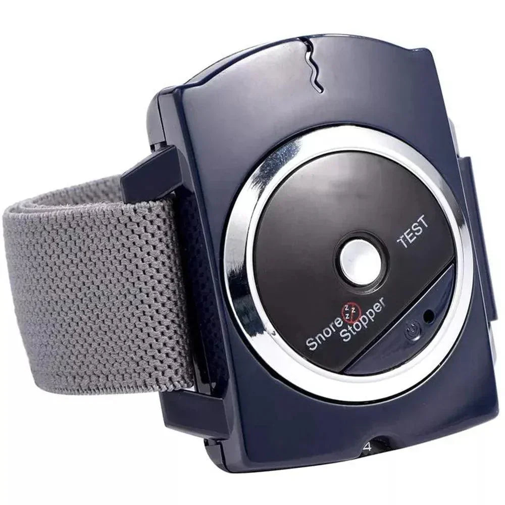 Intelligentes Anti-Schnarch Armband SnoreFree am Handgelenk für ruhigen, erholsamen Schlaf & verbesserte Schlafqualität.