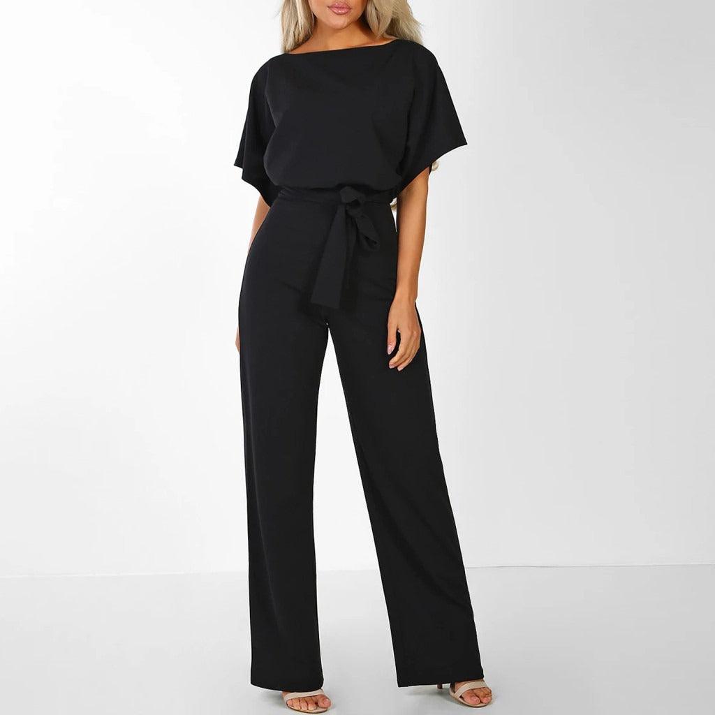 Lockerer Damen Jumpsuit mit weitem Bein. Komfortabler Overall für einen entspannten, doch eleganten Look.