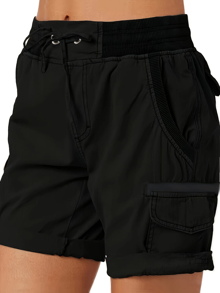 Sportliche Damen Cargo Shorts, ideal für Sommer und entspannte Tage.