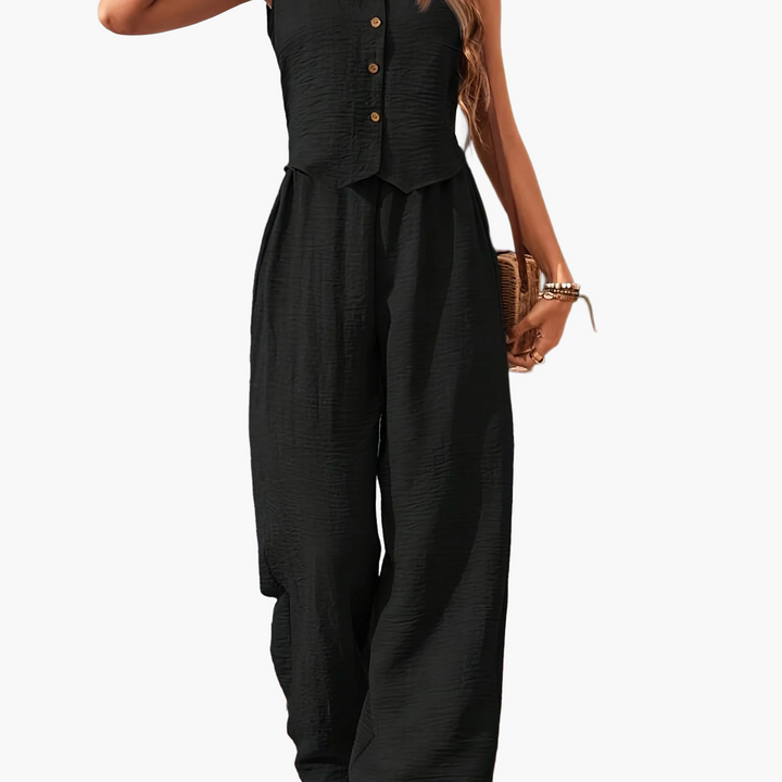 Damen Sommeroutfit: Eleganter Zweiteiler mit Weste, durchgehender Knopfleiste & bequemer weiter Hose.