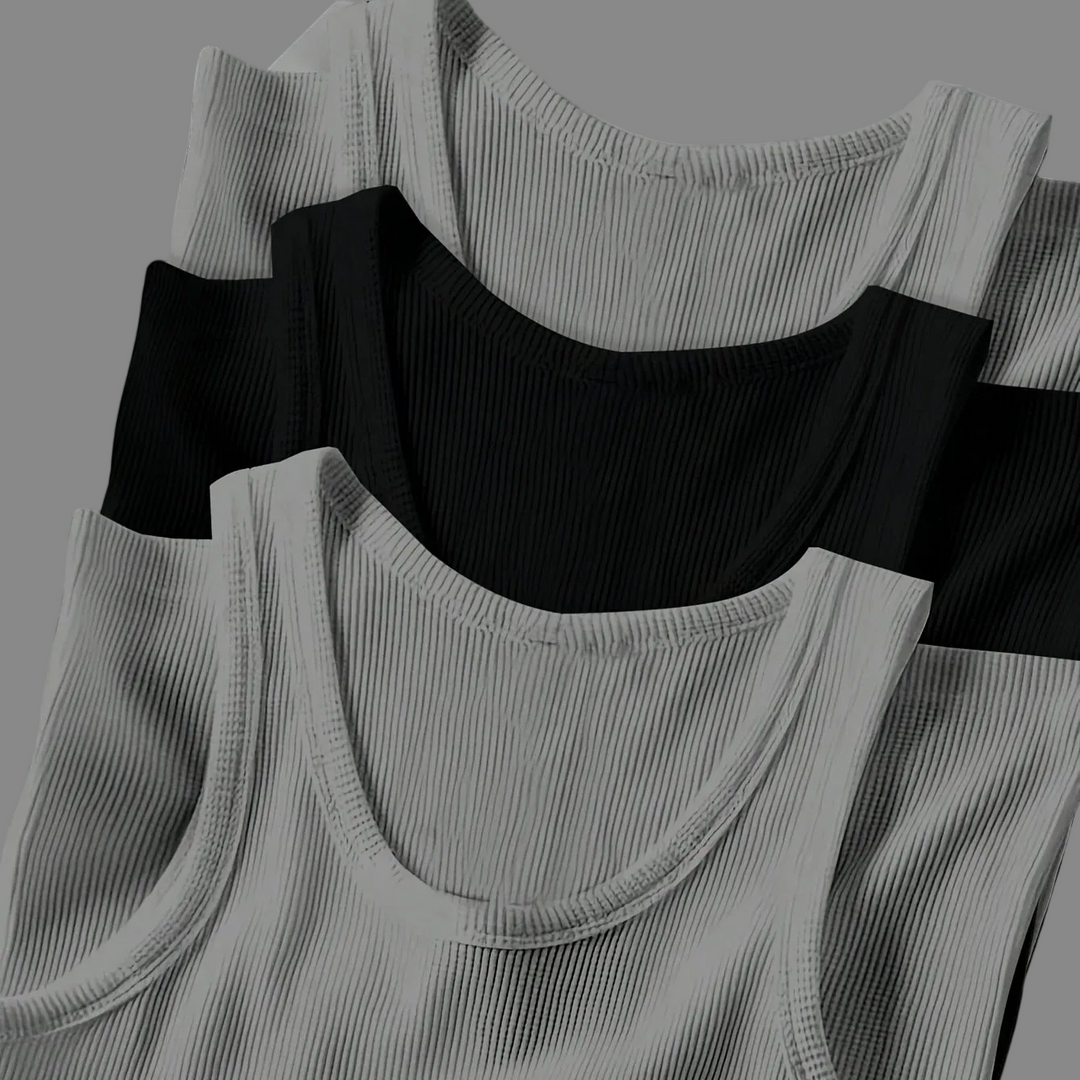 Vielseitiges Herren Ripp-Tanktop Set, ideal als Basic oder Sportshirt für jede Aktivität.