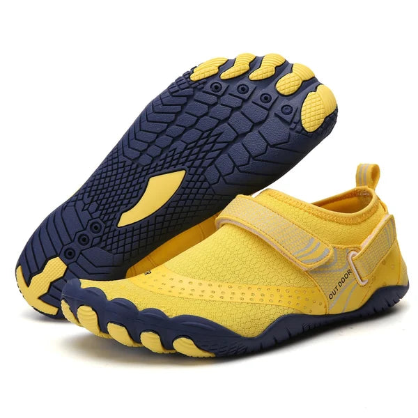 Ergonomische unisex Wassersportschuhe, atmungsaktiv für ganztägigen Komfort am Wasser.