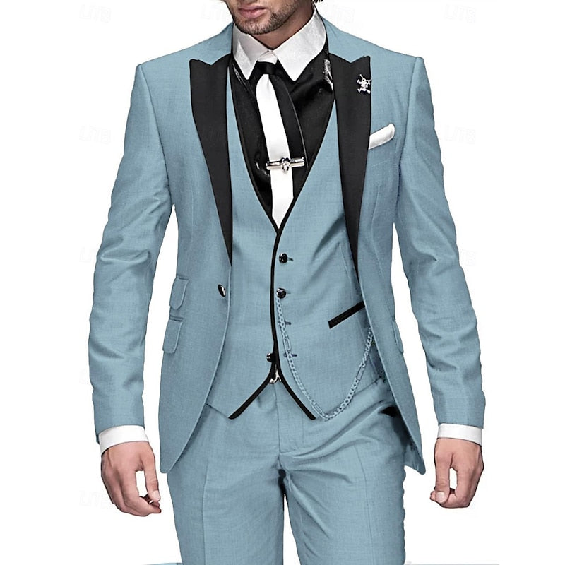 Festlicher Herren Anzugset, dreiteilig und Slim-Fit, vielseitig für Hochzeiten, Galas und Geschäftstreffen.