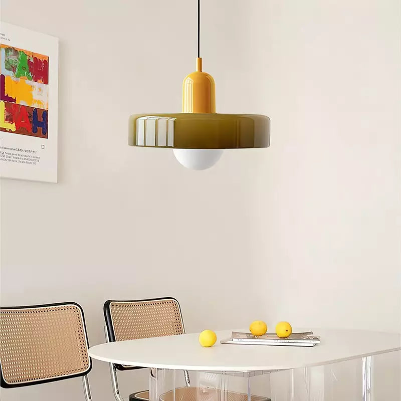 Designer Buntglas Hängelampe, farbenfrohes Glas. Moderne Pendelleuchte für Innenräume.
