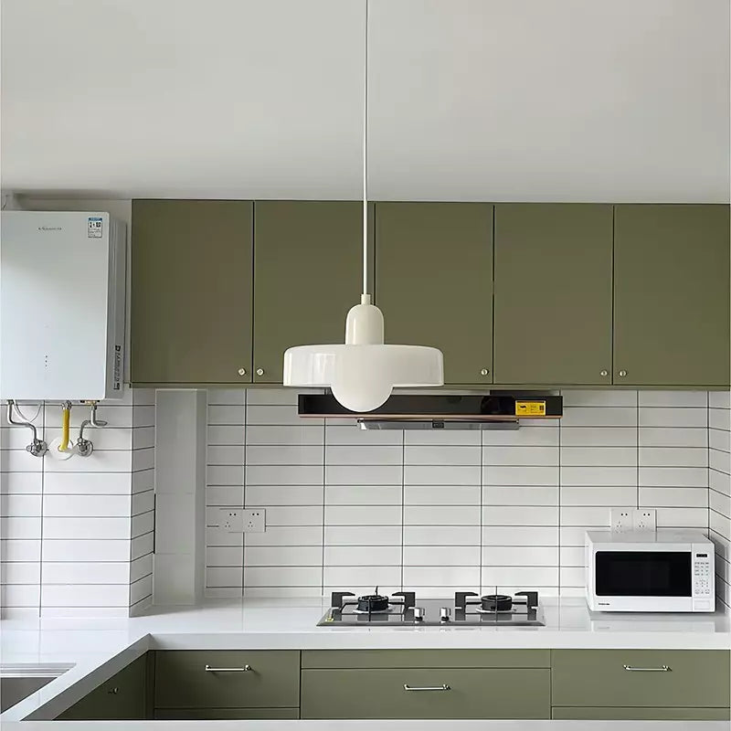 Pendelleuchte von stiloGlas, Bauhaus-Design, bunte Glaslampe, für ein freundliches Licht.