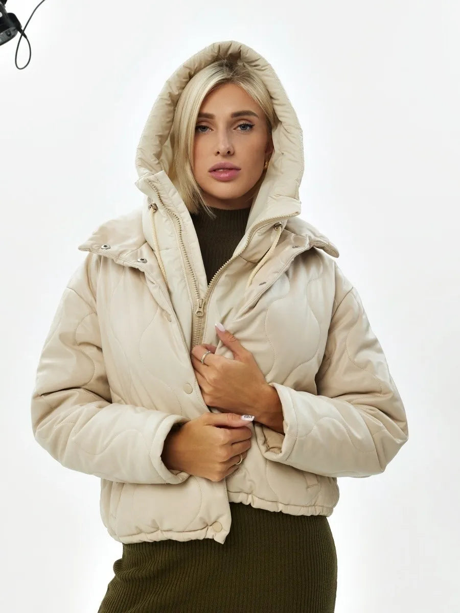 Ultraleichter Damen Kapuzen-Schal, vielseitig einsetzbar als Schal oder Stola im Winter.