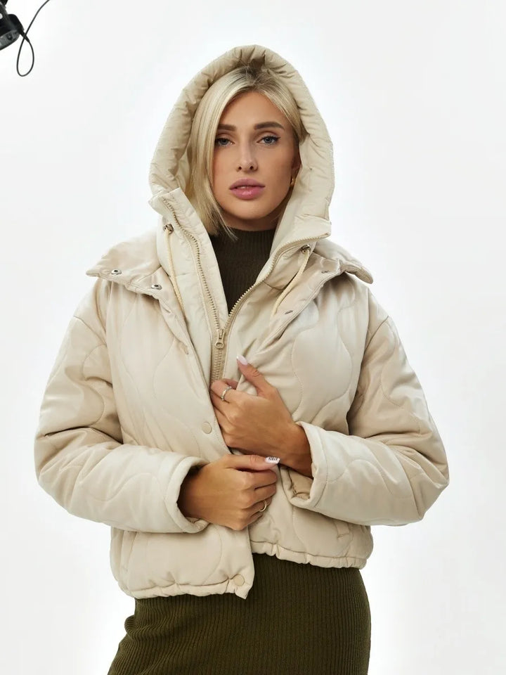 Ultraleichter Damen Kapuzen-Schal, vielseitig einsetzbar als Schal oder Stola im Winter.
