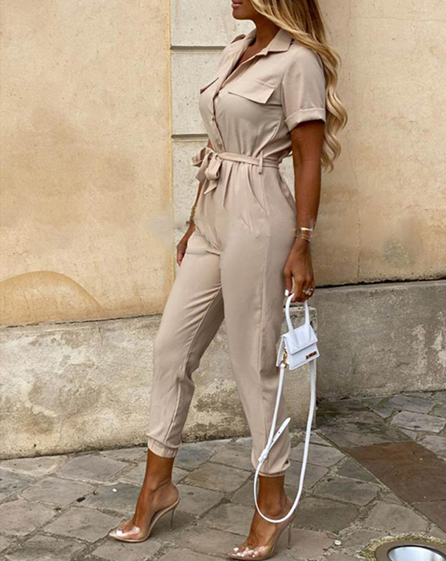 Eleganter Damen Jumpsuit mit Kurzarm & Gürtel. Perfekter Overall für Frühling & Sommer, vielseitig kombinierbar.