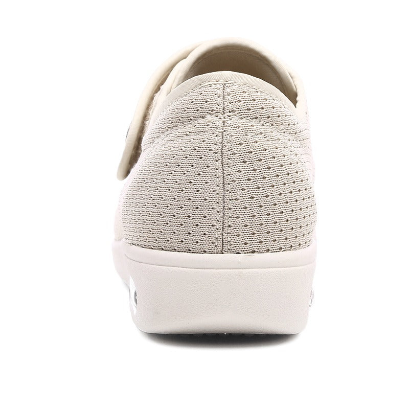 Damenschuhe mit weicher Polsterung & Stützeinlage. Ideal als bequeme Gesundheitsschuhe für breite Füße.