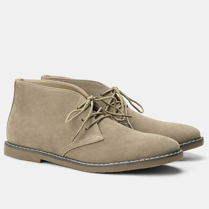 Zeitlose Herren Vintage Desert Boots, robust und stilvoll, ideal für ganzjährige Eleganz und Komfort.