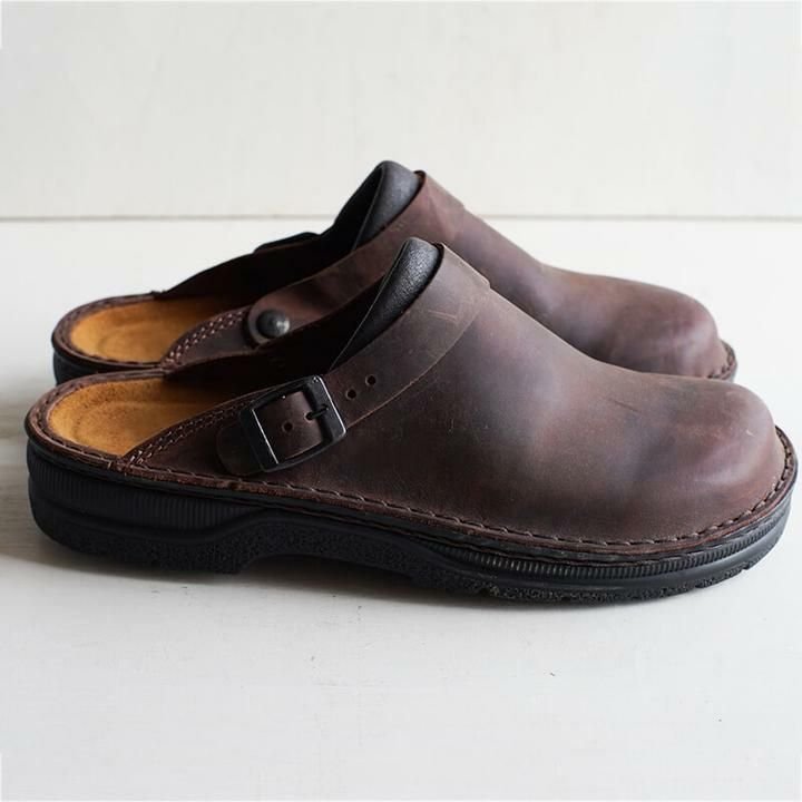 Stilvolle Damen-Clogs mit hohem Komfort, perfekt als Schlupfschuhe für lange Tage im Alltag.