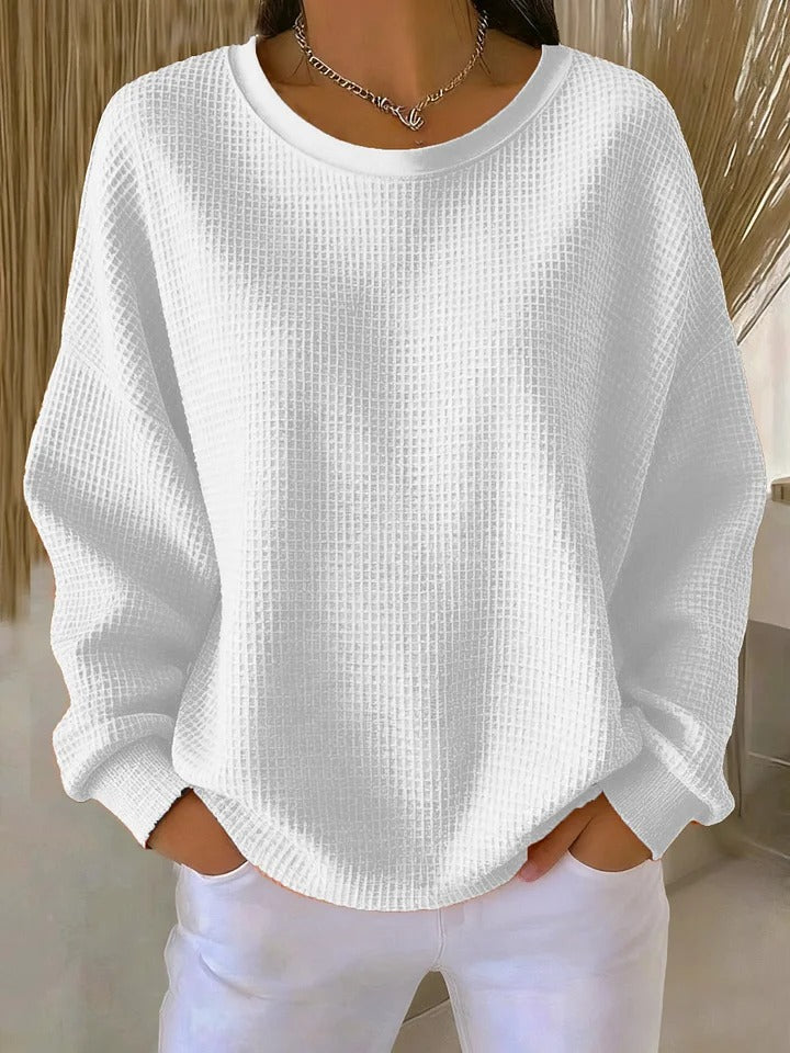 Komfortabler Damenpullover mit weicher Textur. Perfekt für kühle Abende im Frühling oder Herbst.