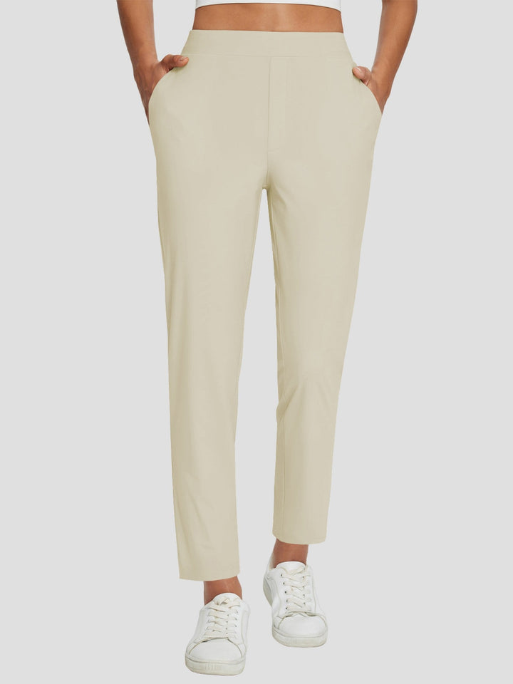 Damenhose aus Leinenstoff mit High-Rise Passform, UPF 50+ UV-Schutz, praktische Taschen für unterwegs.