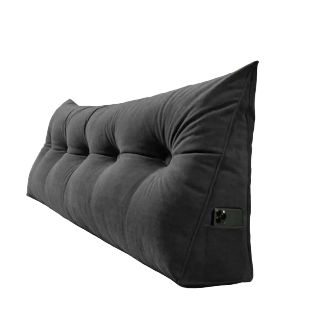 Formstabiles Keilkissen mit hautfreundlichem Baumwollbezug für komfortable Rückenlehne zuhause.