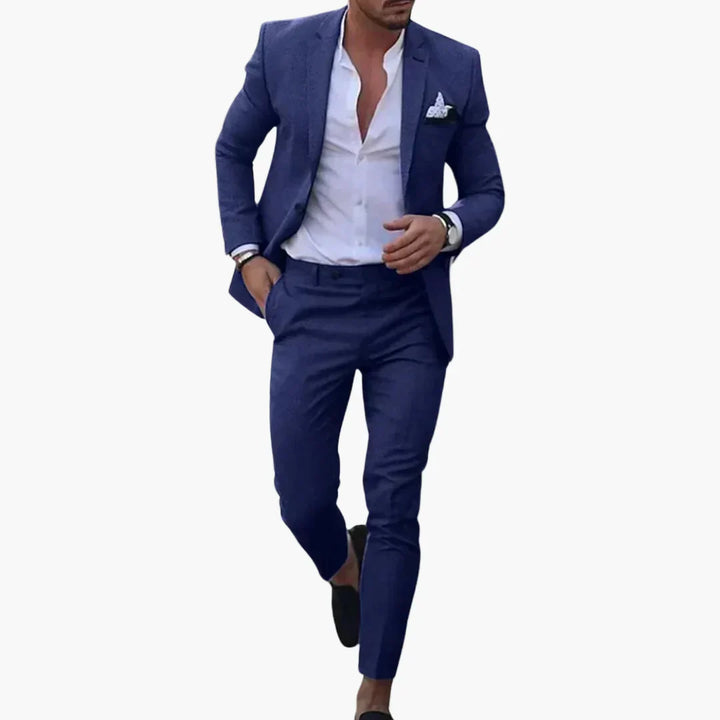 Herren Slim Fit Sommeranzug in elegantem Blau, perfekt für Business & Freizeit.