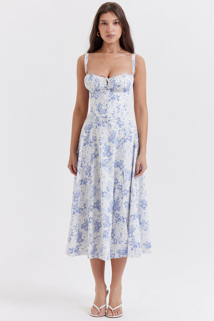Vielseitiges Damenkleid: Tailliertes Bustierkleid mit Blumenmuster für festliche und legere Anlässe. Modisch & elegant.