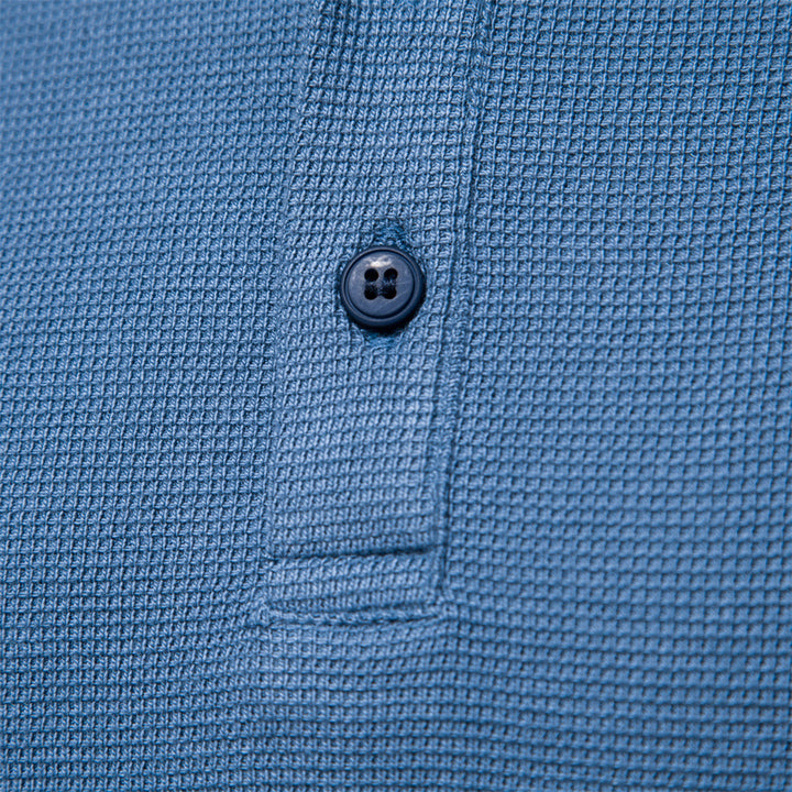 Eleganter & bequemer Herrenpullover. Zeitloses Langarm-Oberteil für Herren, ideal für Wintermode & Freizeitlooks.