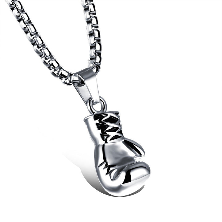 Stylische Statement-Halskette für Herren, mit Boxhandschuh-Anhänger für den dominanten Champion-Look.