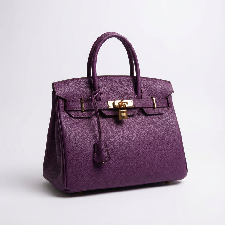 Lila Damen Lederhandtasche, elegantes Accessoire aus Echtleder für stilbewusste Frauen.