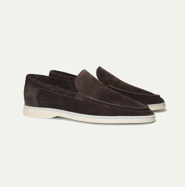 Schlanke, moderne Herren Loafer, elegante Luxusschuhe für vielseitige Business- & Freizeit-Looks im Herbst/Frühling.