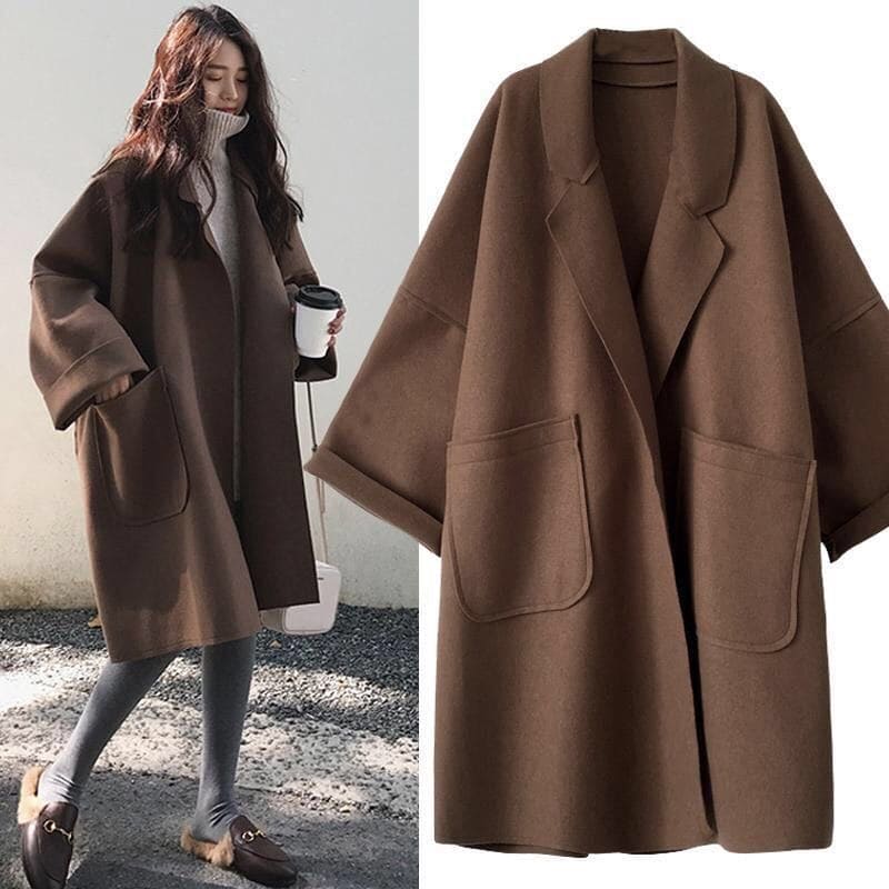 Unisex Oversized Trenchcoat für Herbst & Frühling. Eleganter, klassischer Mantel mit zeitlosem Stil.